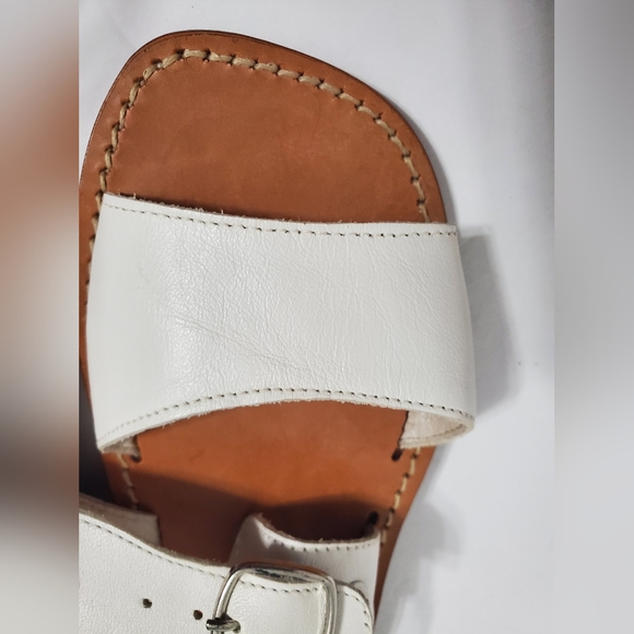 EUREKA - WHITE GIRL SANDAL - Picture 2 of 8